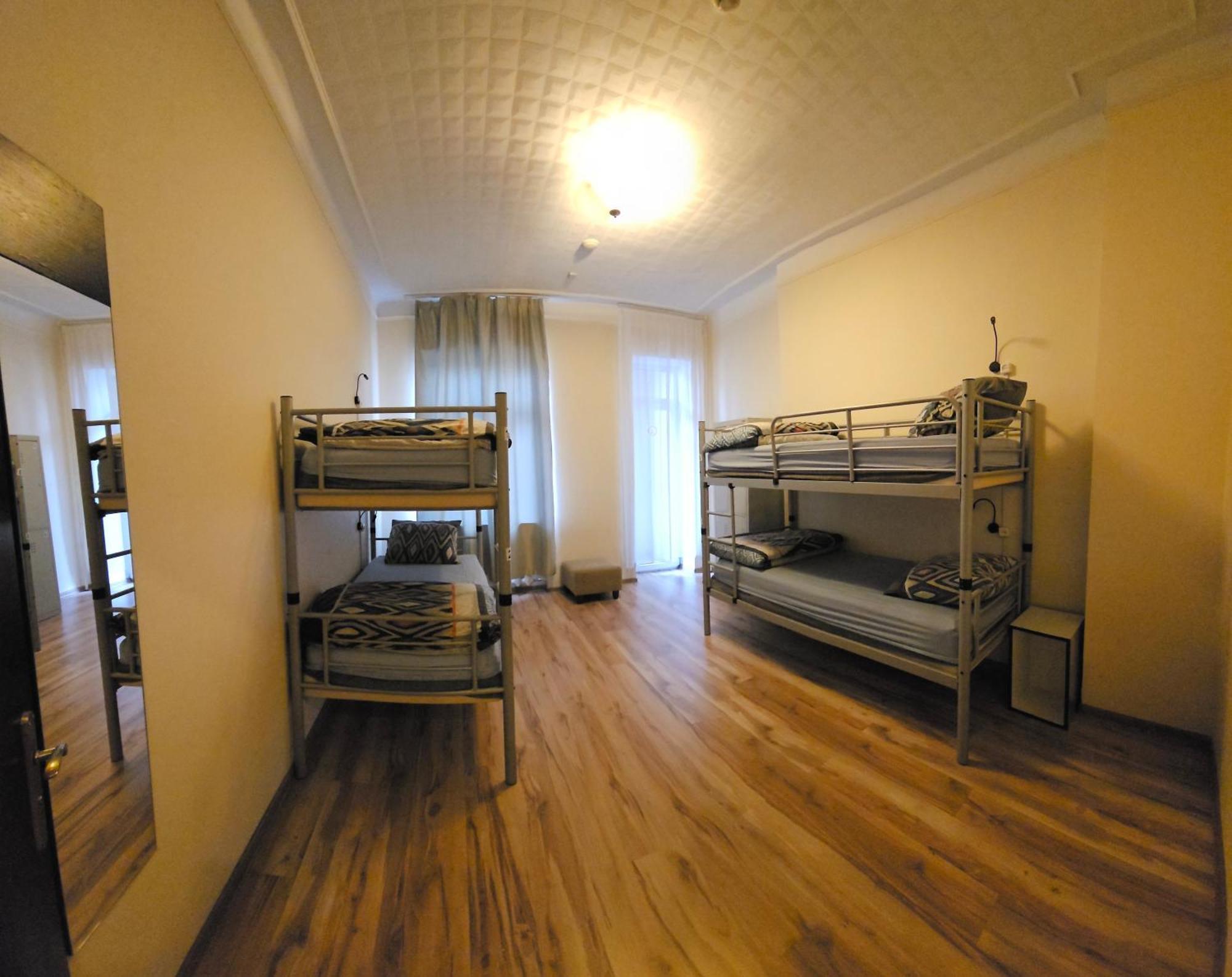 קובנה Mr Jo'S Hostel מראה חיצוני תמונה